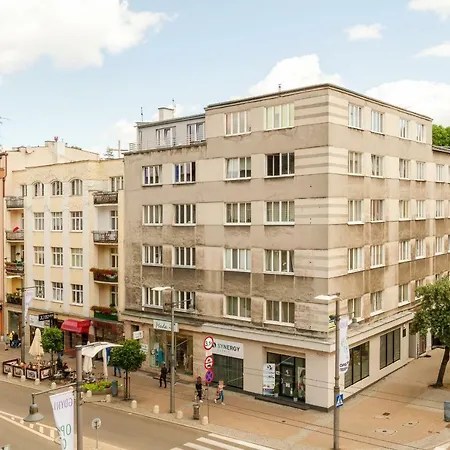 13 Kilinskiego Apartment